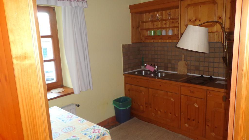 Hirschenhof Hotell Graz Rum bild